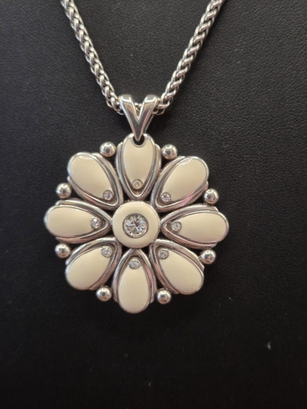 SPECIAL  Brighton "Arianna" Reversible Flower Pendant Necklace.